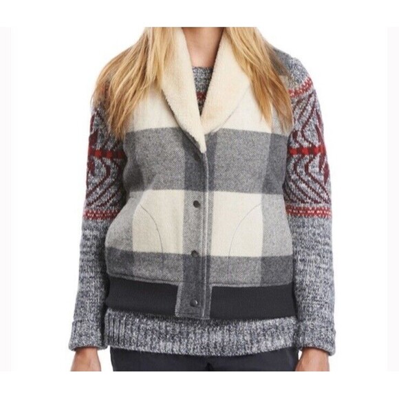 Woolrich Wool Blend Plaid Buffalo White Gray Vest Women’s EUC Size Medium - Picture 16 of 16